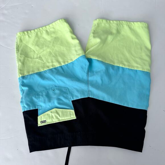 Hurley swim shorts - Picture 5 of 6